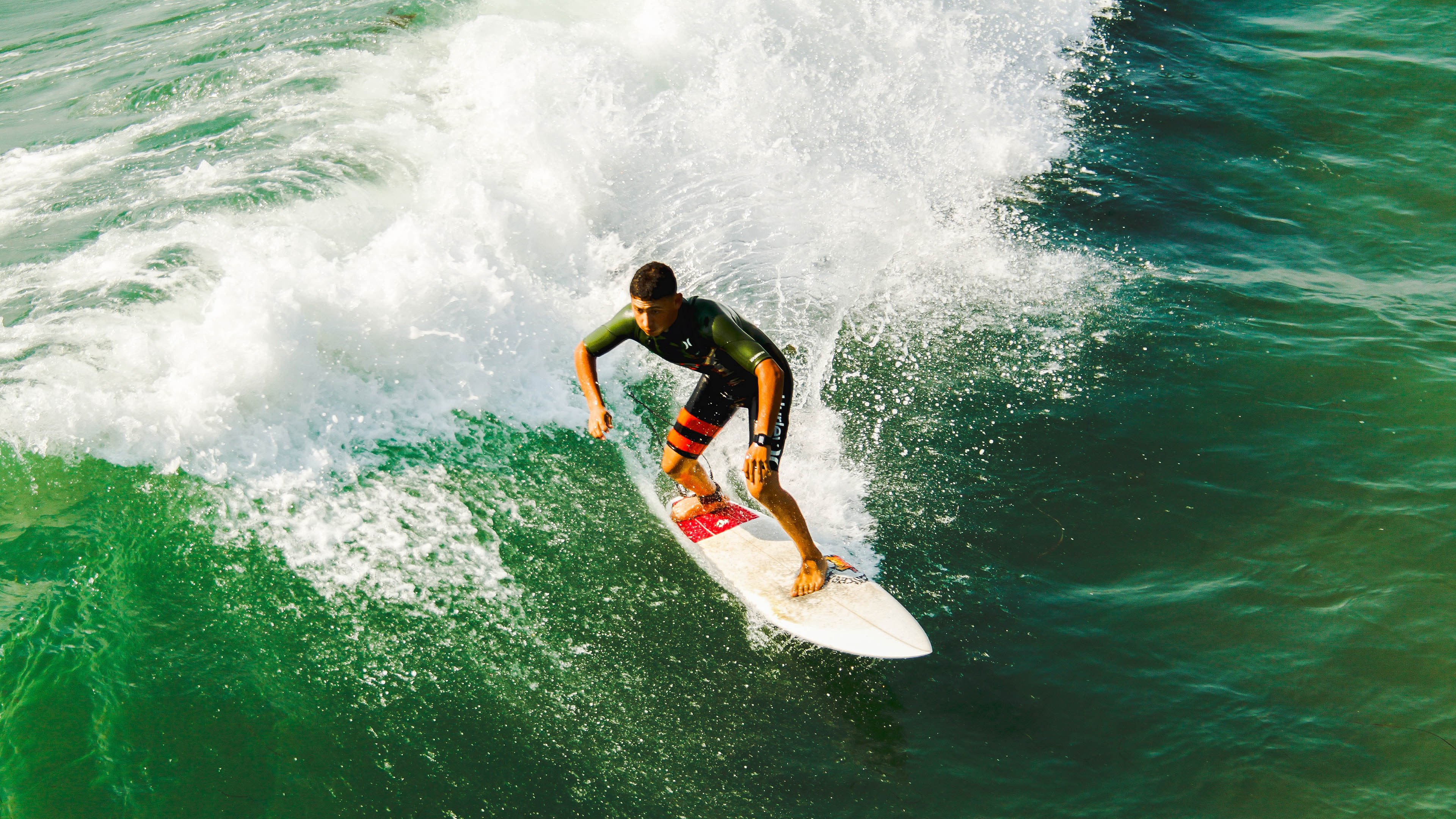 青少年体育竞技发展与人格形成关系研究，体育与青少年的品格发展